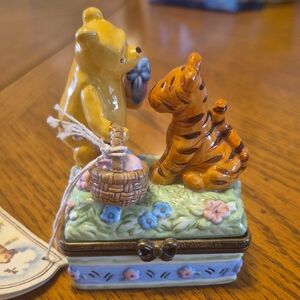 Disney Winnie the Pooh Tigger Hinged' Trinket Box Pill Midwest Cannon Falls